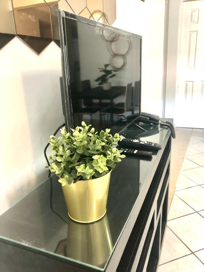 Departamento Zona Dorada H2 Apartment เม็กซิกาลิ ภายนอก รูปภาพ
